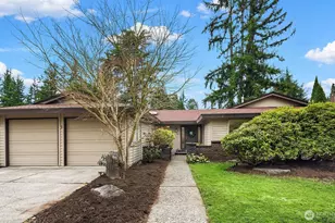 18204 NE 27th St, Redmond, WA 98052 - Photo 1