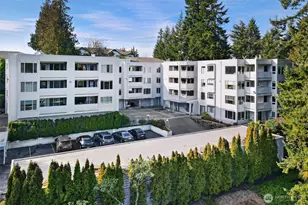 17417 Ashworth Ave N, Shoreline, WA 98133 - Photo 1