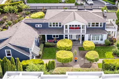 10207 NE 60th Street, Kirkland, WA 98033 - Photo 1