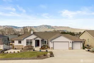 1992 Stoneridge Dr, East Wenatchee, WA 98802 - Photo 1