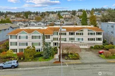 233 3rd Avenue S #305, Edmonds, WA 98020 - Photo 1