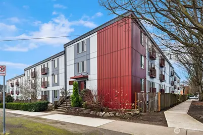 3661 Phinney Avenue N #109, Seattle, WA 98103 - Photo 1