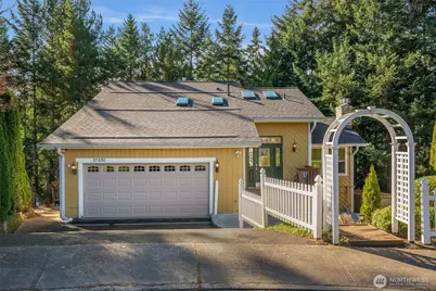 17830 66th Place W, Lynnwood, WA 98037 - Photo 1