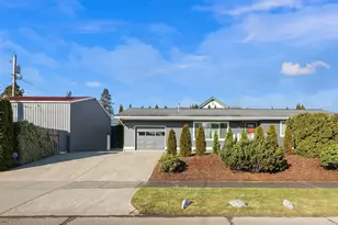 911 Virginia St, Bellingham, WA 98225 - Photo 1