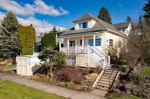 717 13th St, Bellingham, WA 98225 - Photo 1