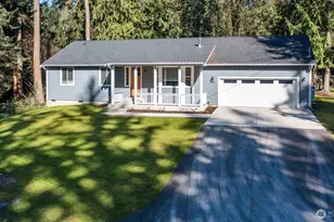2801 Huckleberry Ln, Camano Island, WA 98282 - Photo 1