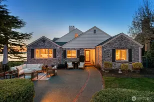 2803 Magnolia Blvd W, Seattle, WA 98199 - Photo 1