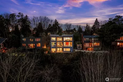 1740 Magnolia Way W, Seattle, WA 98199 - Photo 1