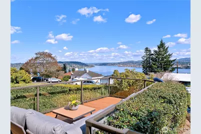 11027 Auburn Avenue S, Seattle, WA 98178 - Photo 1