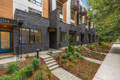 2108 1st Avenue N, Seattle, WA 98109 - Photo 1