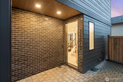 11413 NE 91st Street, Kirkland, WA 98033 - Photo 1