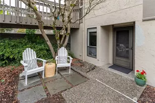 6536 Park Point Ln NE, Seattle, WA 98115 - Photo 1