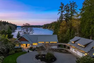 10478 Arrow Point Dr NE, Bainbridge Island, WA 98110 - Photo 1