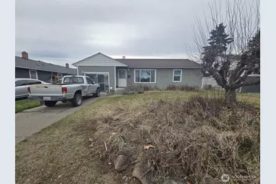 1318 S 6th Avenue, Yakima, WA 98902 - Photo 1