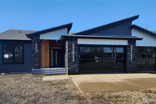 606 Huckleberry Ct SE, Ocean Shores, WA 98569 - Photo 1