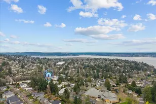 5225 50th Ave NE, Seattle, WA 98105 - Photo 1