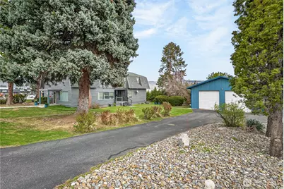 407 N Western Avenue, Wenatchee, WA 98801 - Photo 1