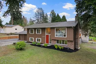 12103 SE 70th St, Newcastle, WA 98056 - Photo 1