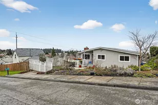 1111 E 8th St, Port Angeles, WA 98362 - Photo 1