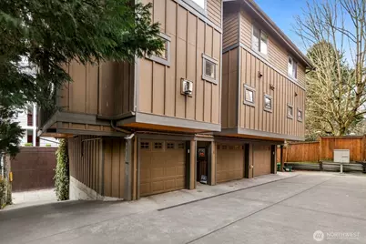921 N 35th St #B, Seattle, WA 98103 - Photo 1