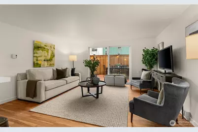845 NE 125th Street #103, Seattle, WA 98125 - Photo 1