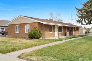 1131 1133 W Ivy Ave, Moses Lake, WA 98837 - Photo 1