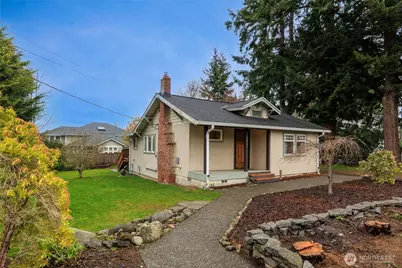 2327 W Mukilteo Boulevard, Everett, WA 98203 - Photo 1