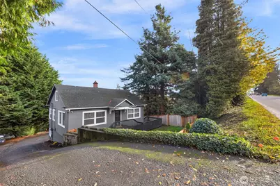 5431 Broadway, Everett, WA 98203 - Photo 1