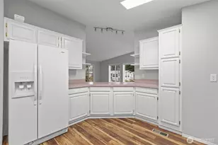 8430 15th Pl SE, Lake Stevens, WA 98258 - Photo 12