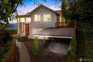 11753 Lakeside Ave NE, Seattle, WA 98125 - Photo 1