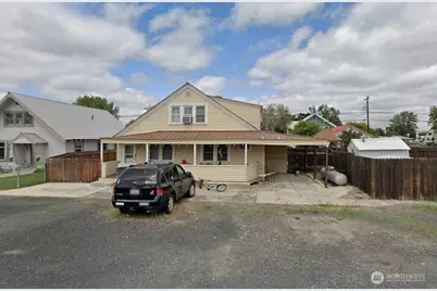 208 W Douglas Street, Coulee City, WA 99115 - Photo 1