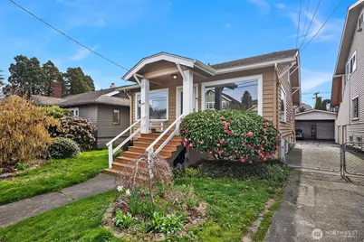 1341 N 78th Street, Seattle, WA 98103 - Photo 1