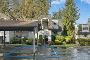 9904 NE 142nd Pl, Kirkland, WA 98034 - Photo 1