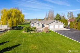 3440 Westshore Dr NE, Moses Lake, WA 98837 - Photo 1