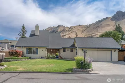 1513 Apollo Place, Wenatchee, WA 98801 - Photo 1