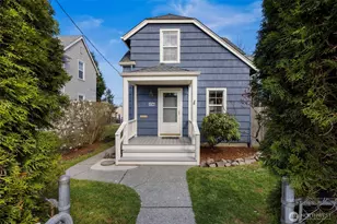 1740 4th St, Bremerton, WA 98337 - Photo 1