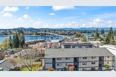1010 Perry Avenue #305, Bremerton, WA 98310 - Photo 1