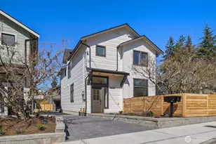 524 NE 89th St, Seattle, WA 98115 - Photo 1