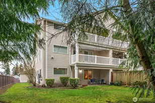 15611 18th Ave W, Lynnwood, WA 98087 - Photo 1