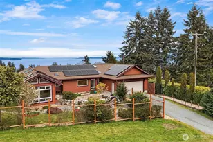 11501 103rd Ave SW, Vashon, WA 98070 - Photo 1