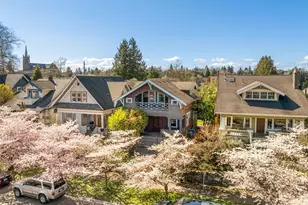 5519 12th Ave NE, Seattle, WA 98105 - Photo 1