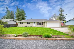 5720 92nd Pl NE, Marysville, WA 98270 - Photo 1