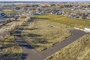 7 Valley Road NE, Moses Lake, WA 98837 - Photo 1