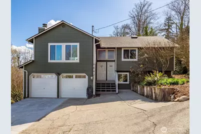 9642 Beacon Avenue S, Seattle, WA 98118 - Photo 1