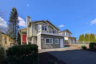 10341 Stone Ave N, Seattle, WA 98133 - Photo 1