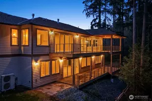 12009 SE 81st Ln, Newcastle, WA 98056 - Photo 1