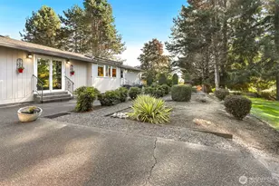 922 240th Pl SW, Bothell, WA 98021 - Photo 1