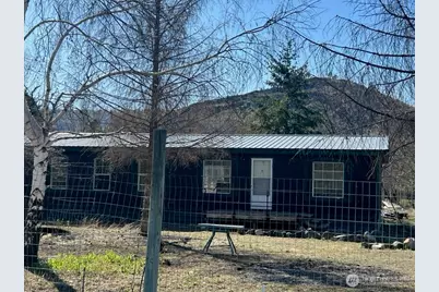 139 Valley Rd., Brewster, WA 98812 - Photo 1