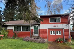 1638 N 190th St, Shoreline, WA 98133 - Photo 1