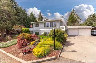 910 N Jennifer Ln, East Wenatchee, WA 98802 - Photo 1